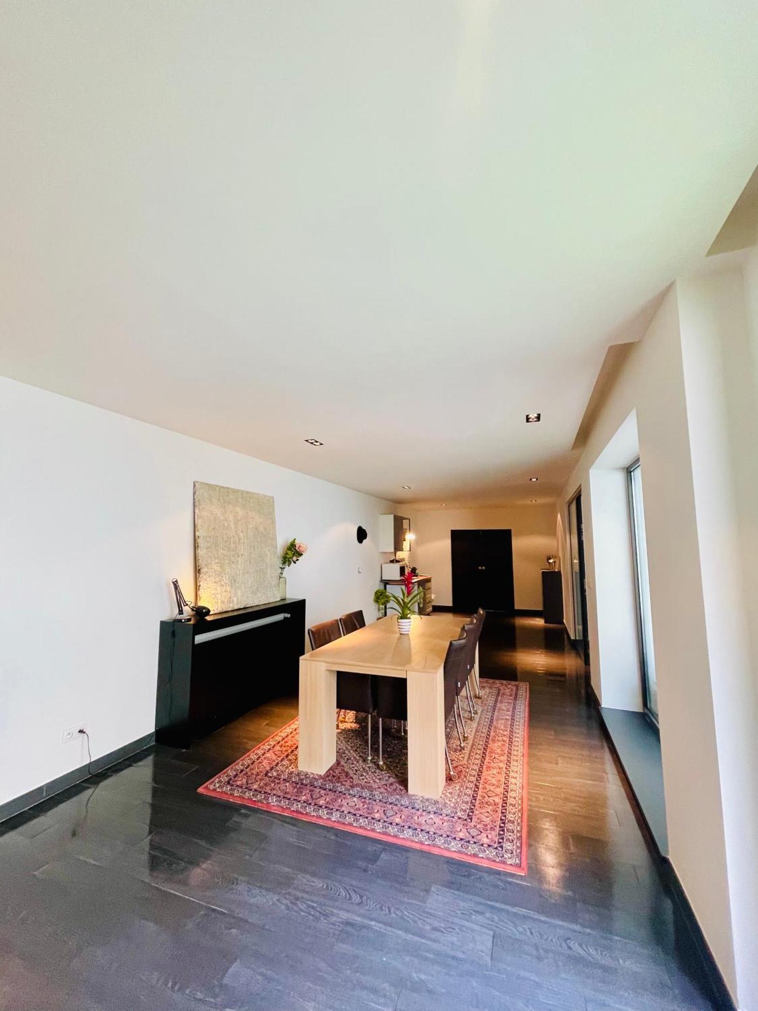 Down Town Spacious Loft Retreat With Private Parking Bruxelas Exterior foto