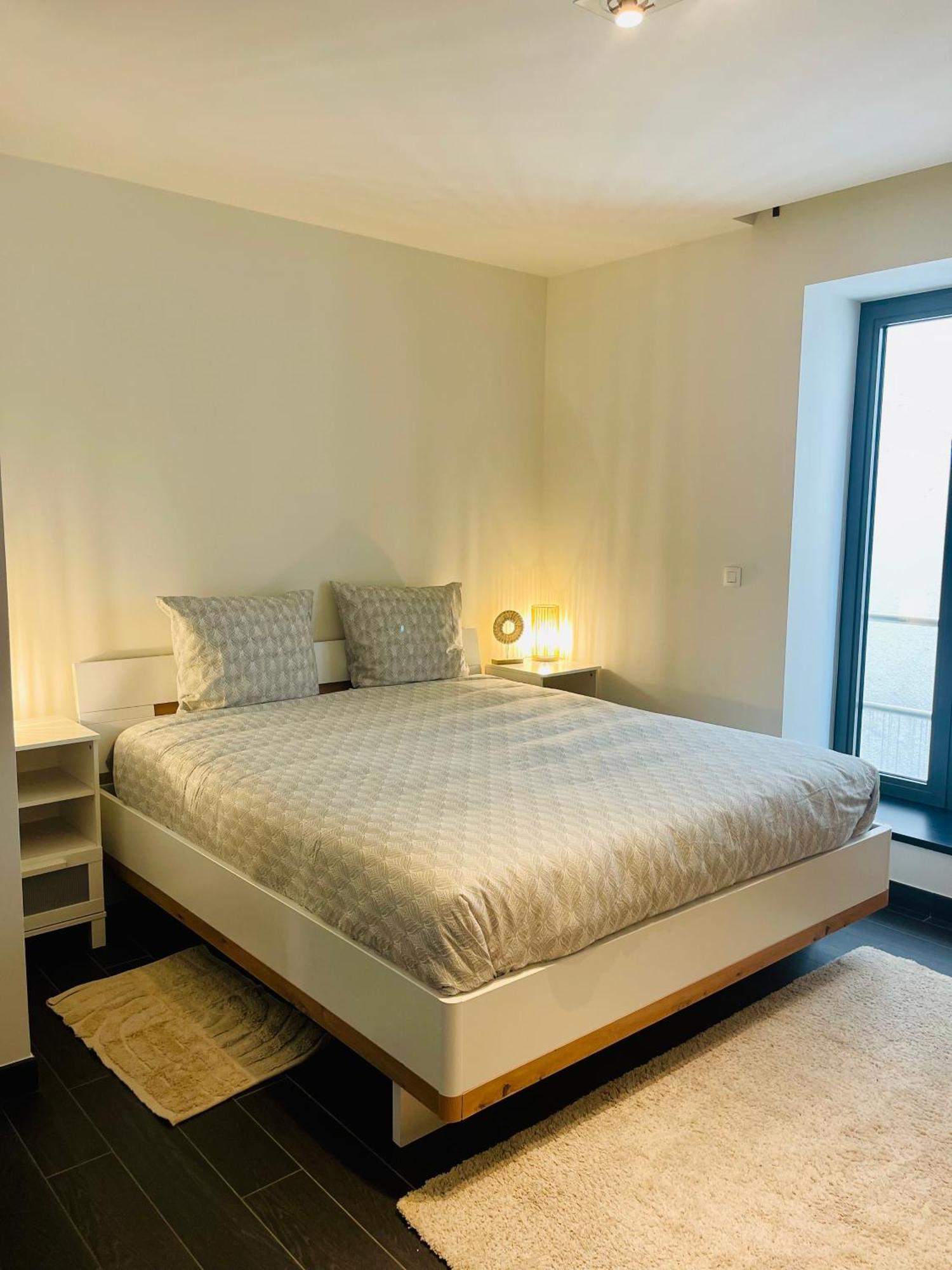 Down Town Spacious Loft Retreat With Private Parking Bruxelas Exterior foto